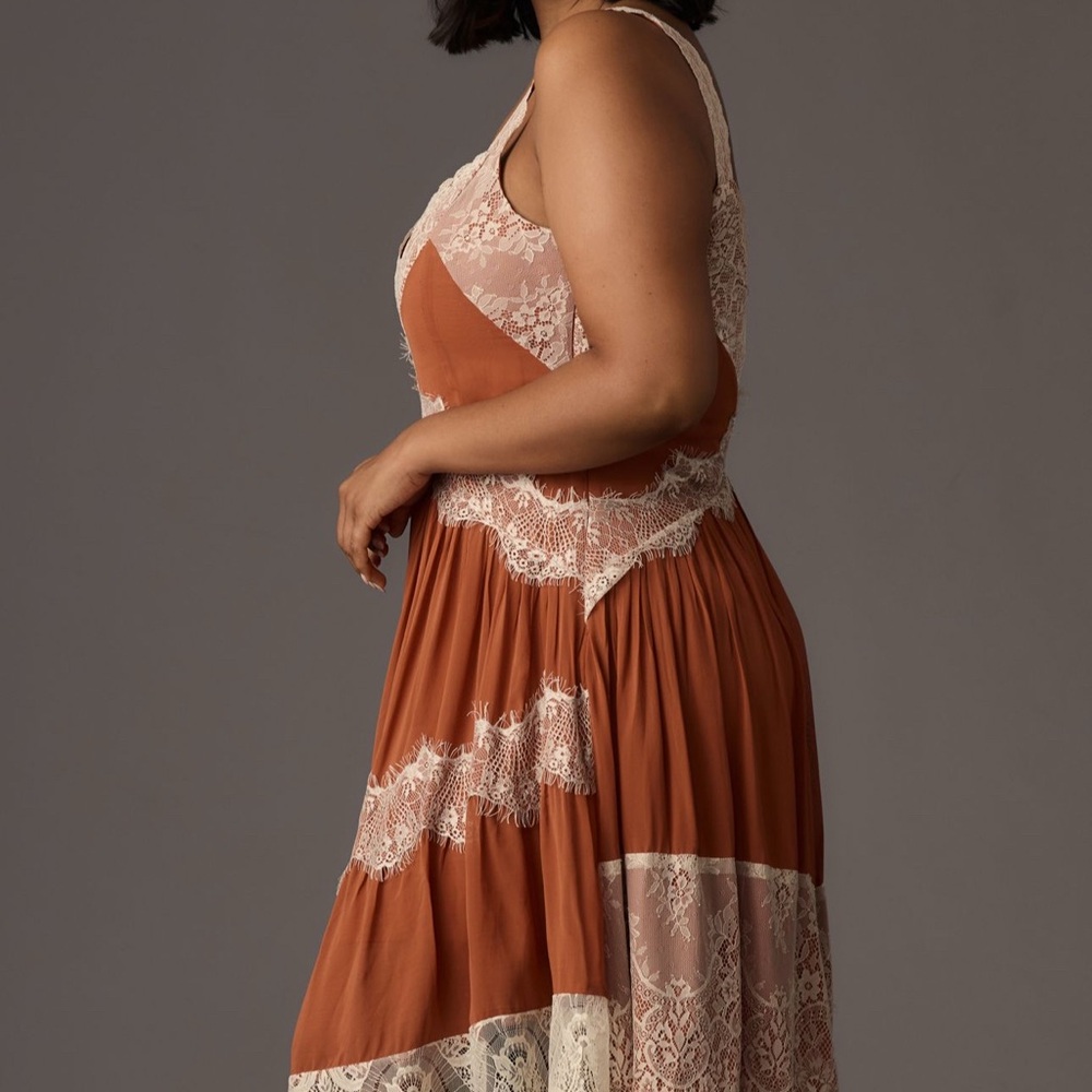 By Anthropologie Sleeveless Asymmetrical Lace Rust Slip Dress 10 - Picture 4 of 9